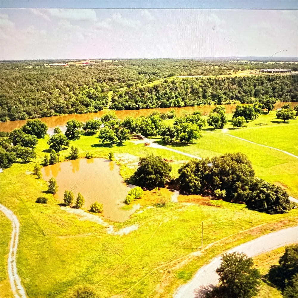 125 Long View Mineral Wells, TX 76067