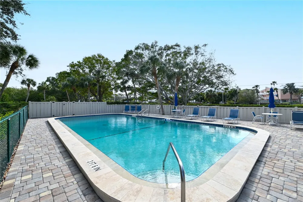 4780 GULF OF MEXICO DR. VILLA 5 Longboat Key, FL 34228
