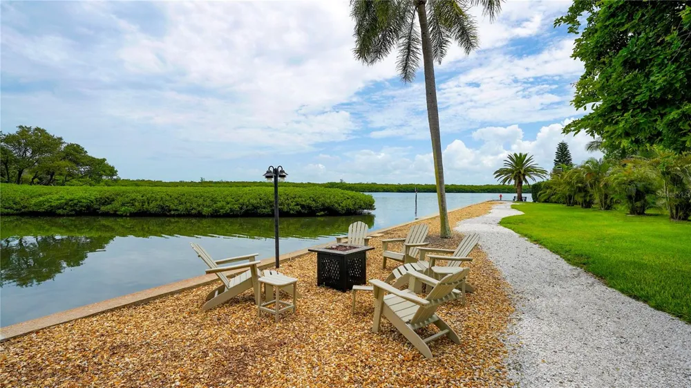 4780 GULF OF MEXICO DR. VILLA 5 Longboat Key, FL 34228