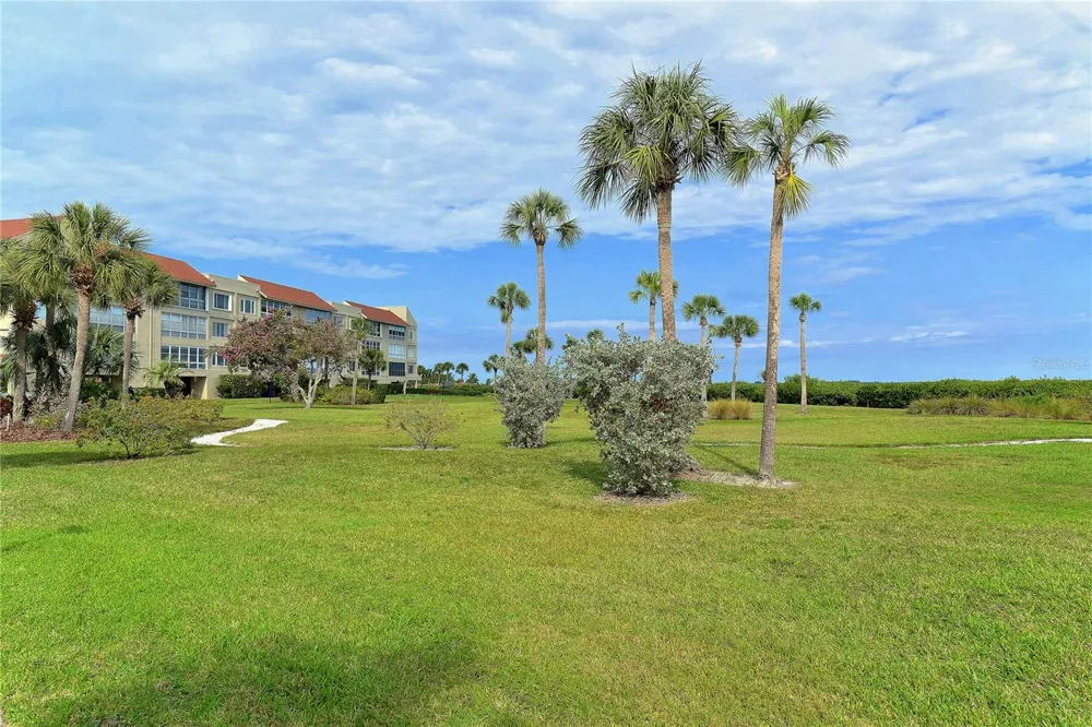 4780 GULF OF MEXICO DR. VILLA 5 Longboat Key, FL 34228