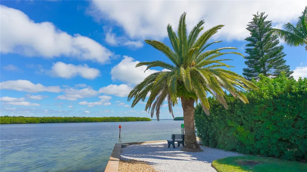 4780 GULF OF MEXICO DR. VILLA 5 Longboat Key, FL 34228