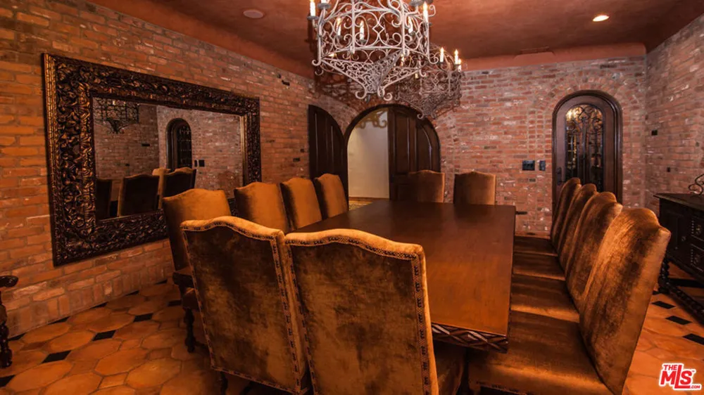 12140 Summit Beverly Hills, CA 90210