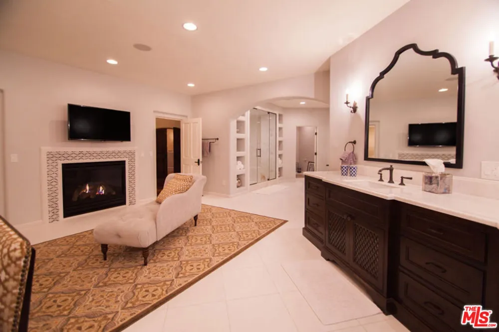 12140 Summit Beverly Hills, CA 90210