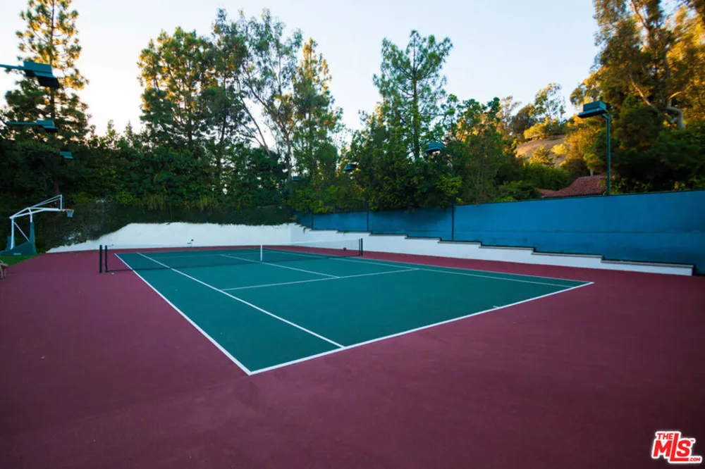 12140 Summit Beverly Hills, CA 90210