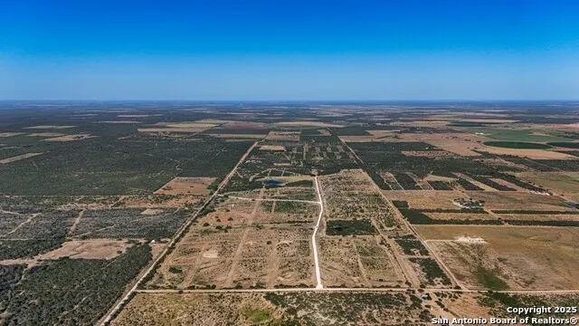 LOT 24 County Road 2500 Bigfoot, TX 78005