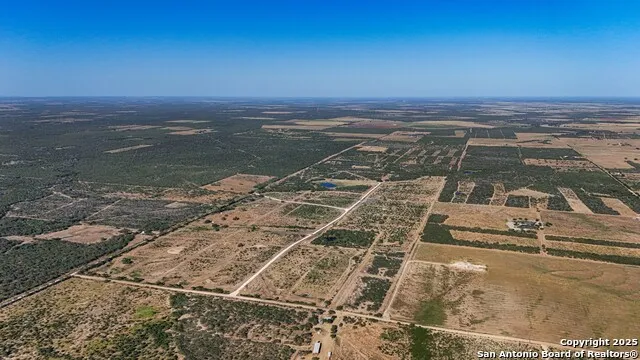 LOT 24 County Road 2500 Bigfoot, TX 78005
