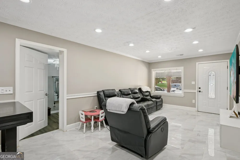 5950 Springview DR Forest Park, GA 30297