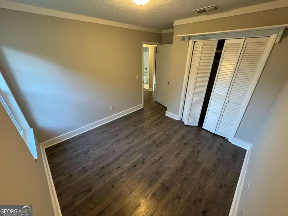 1621 Meadowood DR Waycross, GA 31503
