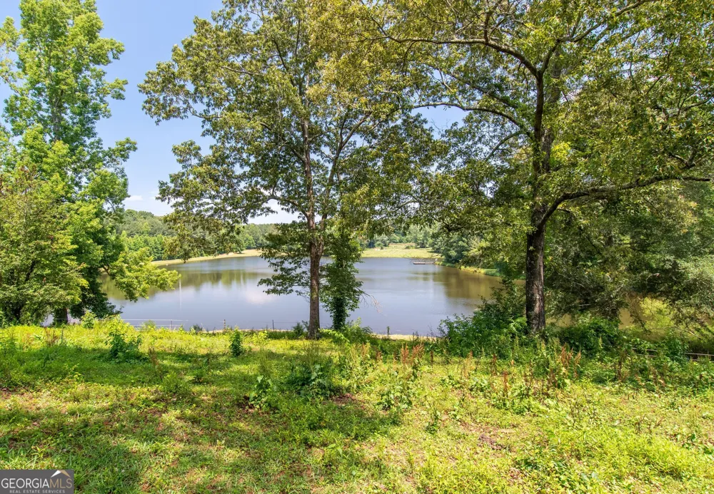 1358 W 5 HWY Roopville, GA 30170