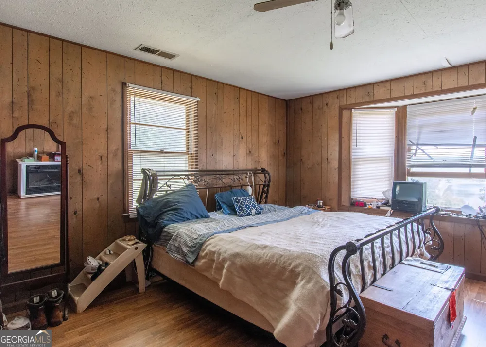 1358 W 5 HWY Roopville, GA 30170