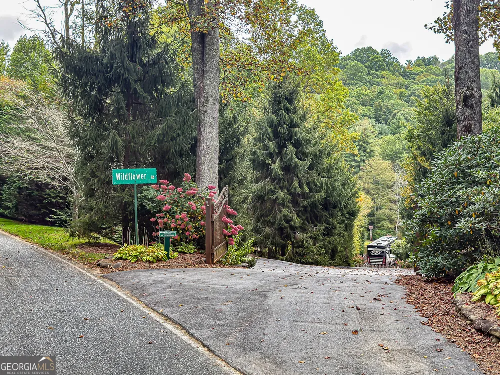 19 W. Highlands WAY Scaly Mountain, NC 28775