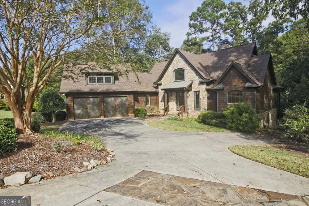 194 Edgewater TRL S Toccoa, GA 30577