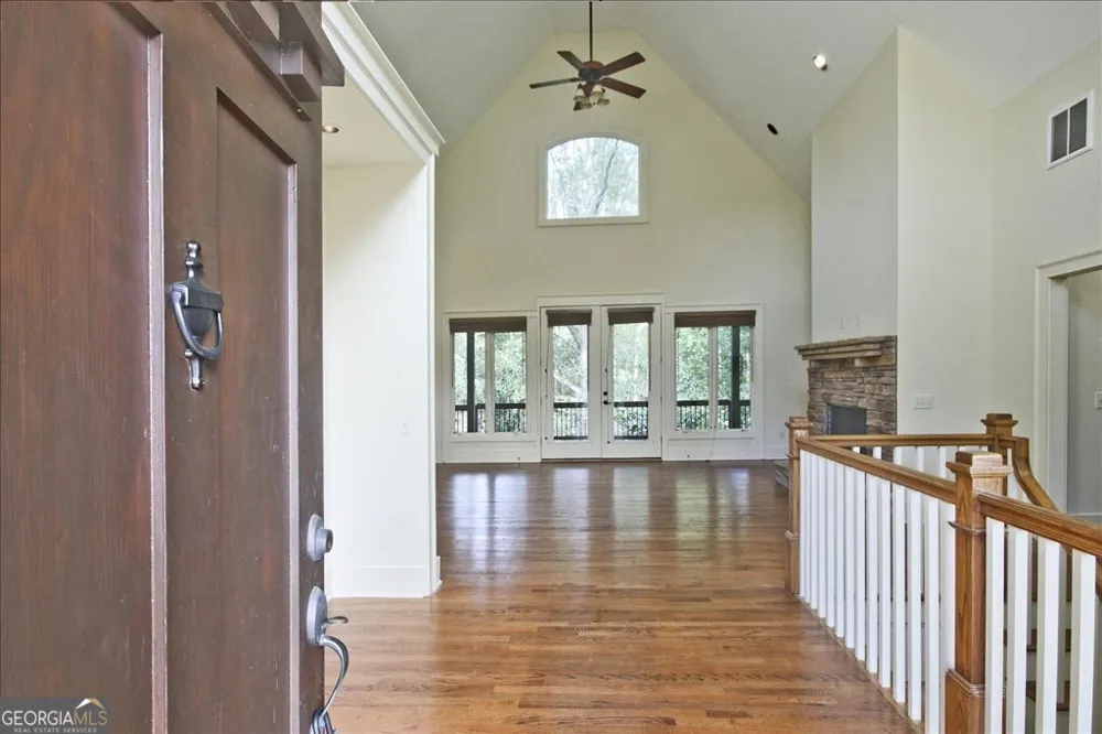 194 Edgewater TRL S Toccoa, GA 30577