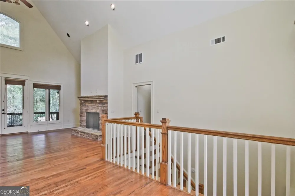 194 Edgewater TRL S Toccoa, GA 30577