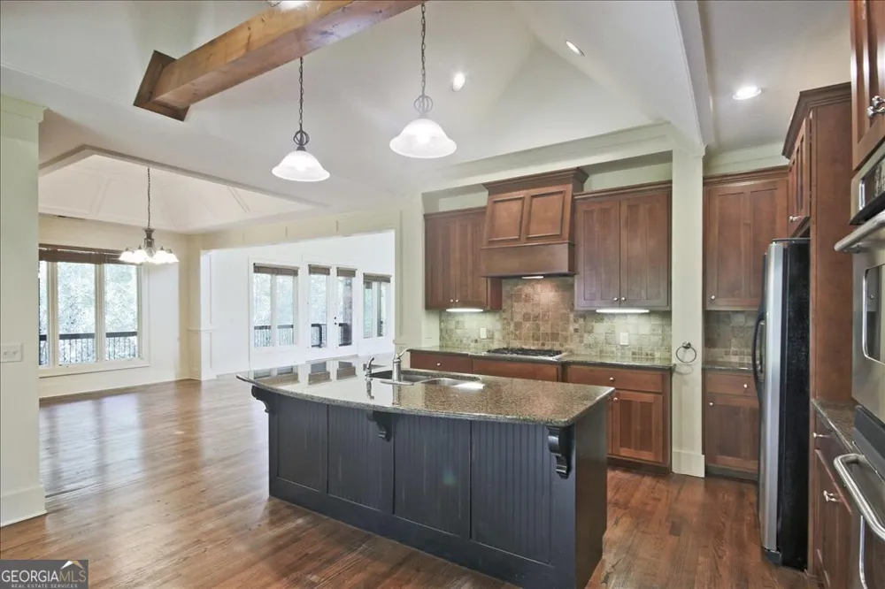 194 Edgewater TRL S Toccoa, GA 30577