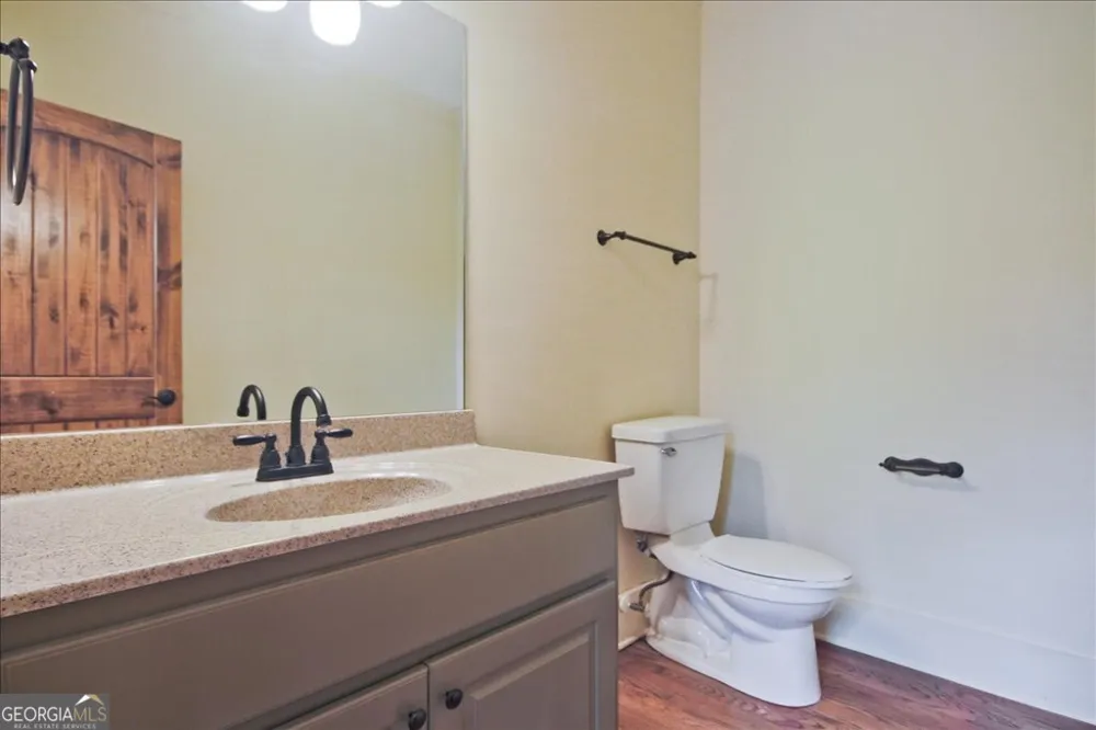194 Edgewater TRL S Toccoa, GA 30577