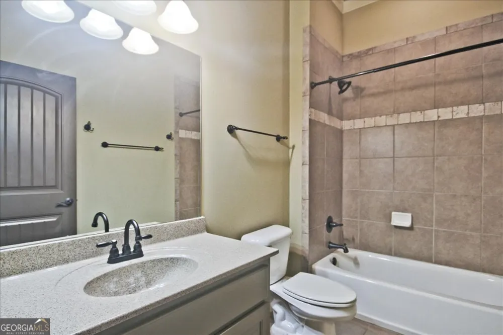 194 Edgewater TRL S Toccoa, GA 30577