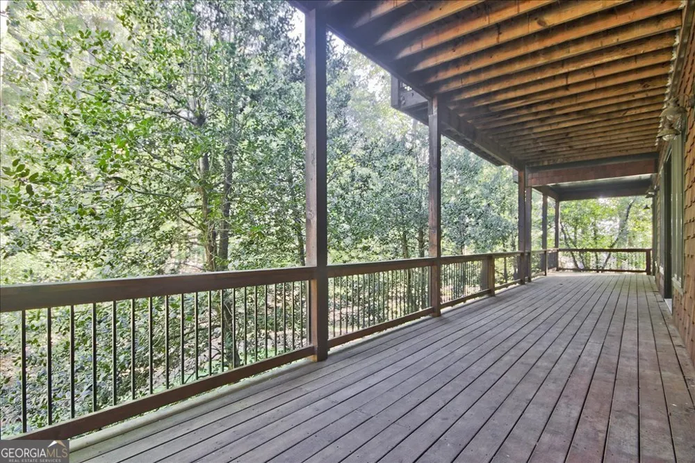 194 Edgewater TRL S Toccoa, GA 30577