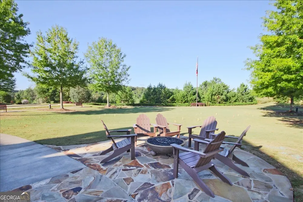 194 Edgewater TRL S Toccoa, GA 30577