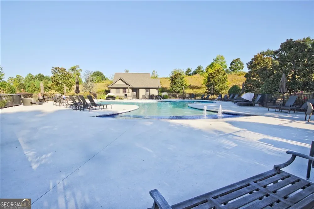 194 Edgewater TRL S Toccoa, GA 30577