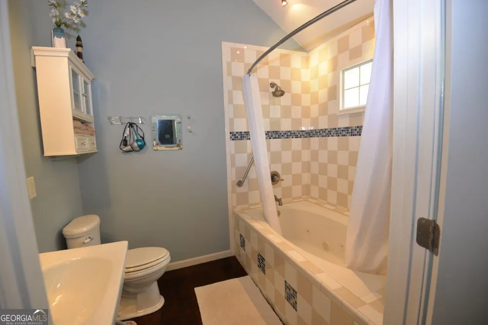 304 Anchor Pointe DR Eatonton, GA 31024