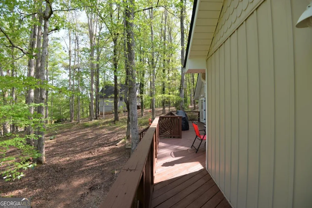 304 Anchor Pointe DR Eatonton, GA 31024