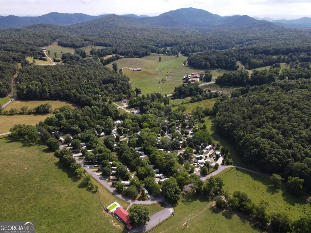 163 Moccasin LN Blairsville, GA 30512