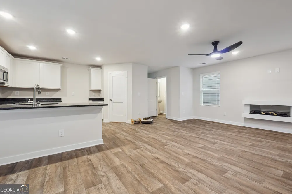 216 Harris WALK West Point, GA 31833