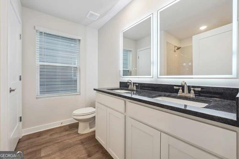 216 Harris WALK West Point, GA 31833