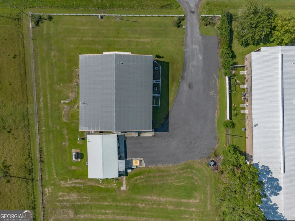 1813 W 12th ST Alma, GA 31510