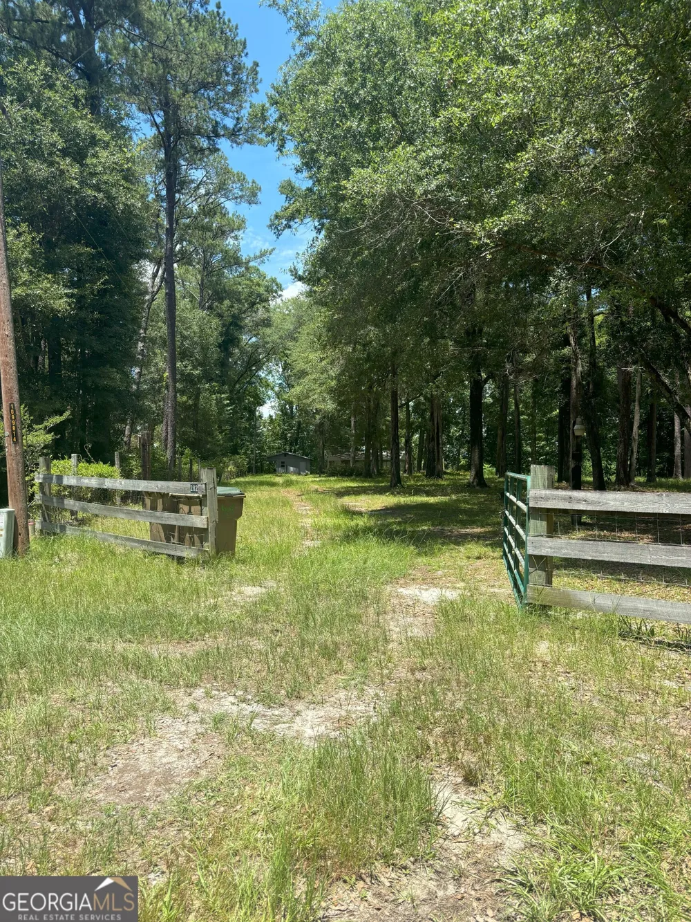 282 Tuckasee King RD Clyo, GA 31303