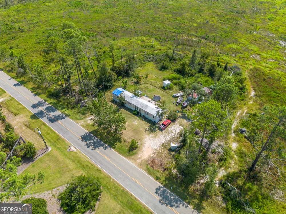 1671 Warren Carter RD Douglas, GA 31533