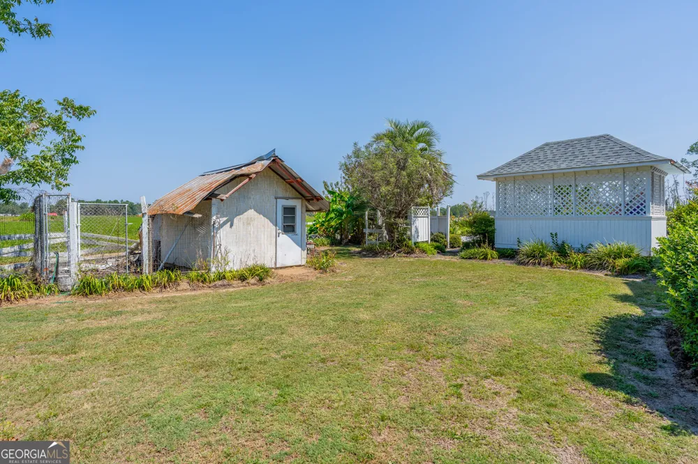 1671 Warren Carter RD Douglas, GA 31533