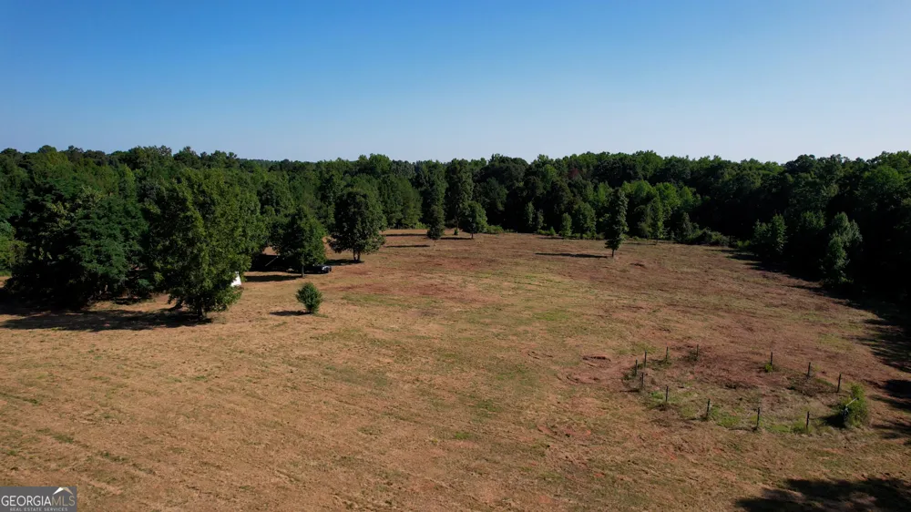 2911 A Sandy Creek RD Madison, GA 30650