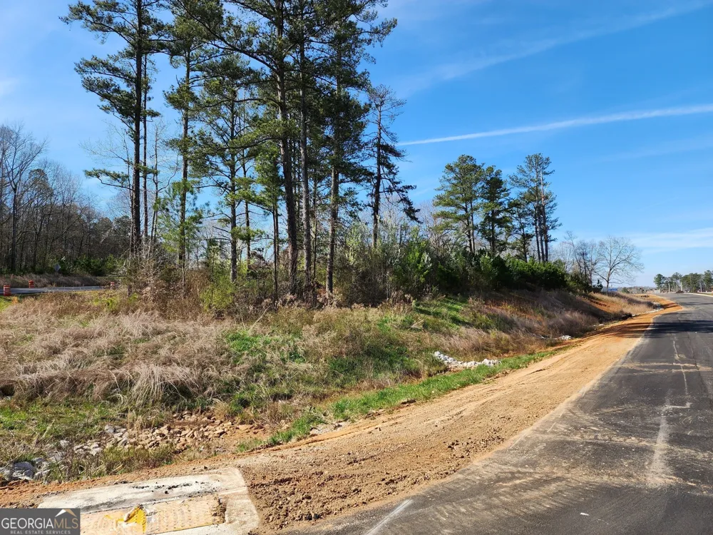 995 Old Dallas HWY Douglasville, GA 30134