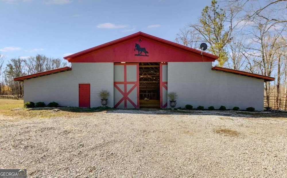 180 Sunrise LN Carrollton, GA 30116