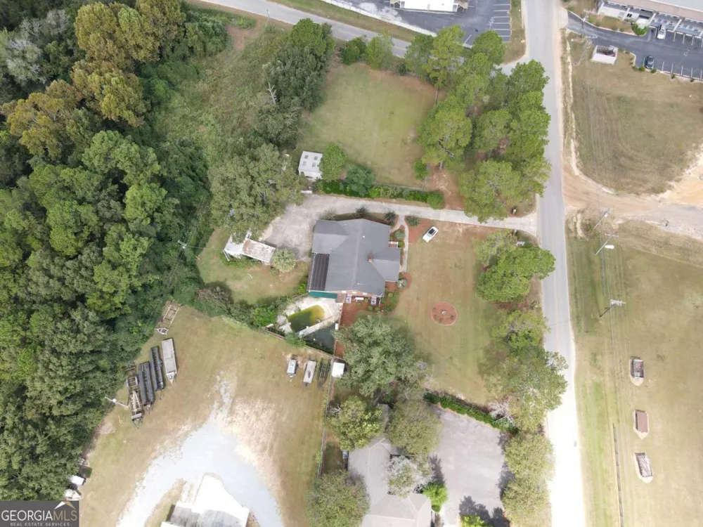 240 Whittle CIR Ashburn, GA 31714