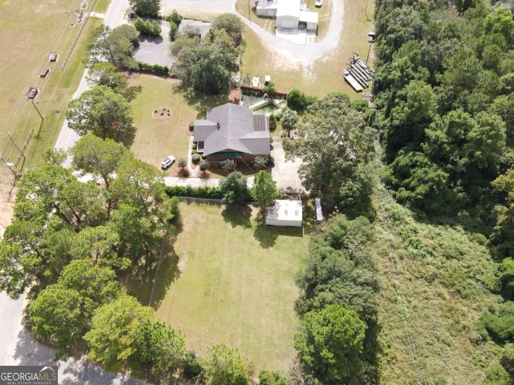 240 Whittle CIR Ashburn, GA 31714