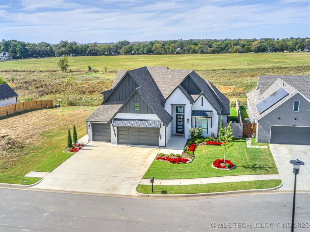13634 S 20th Place E Bixby, OK 74008