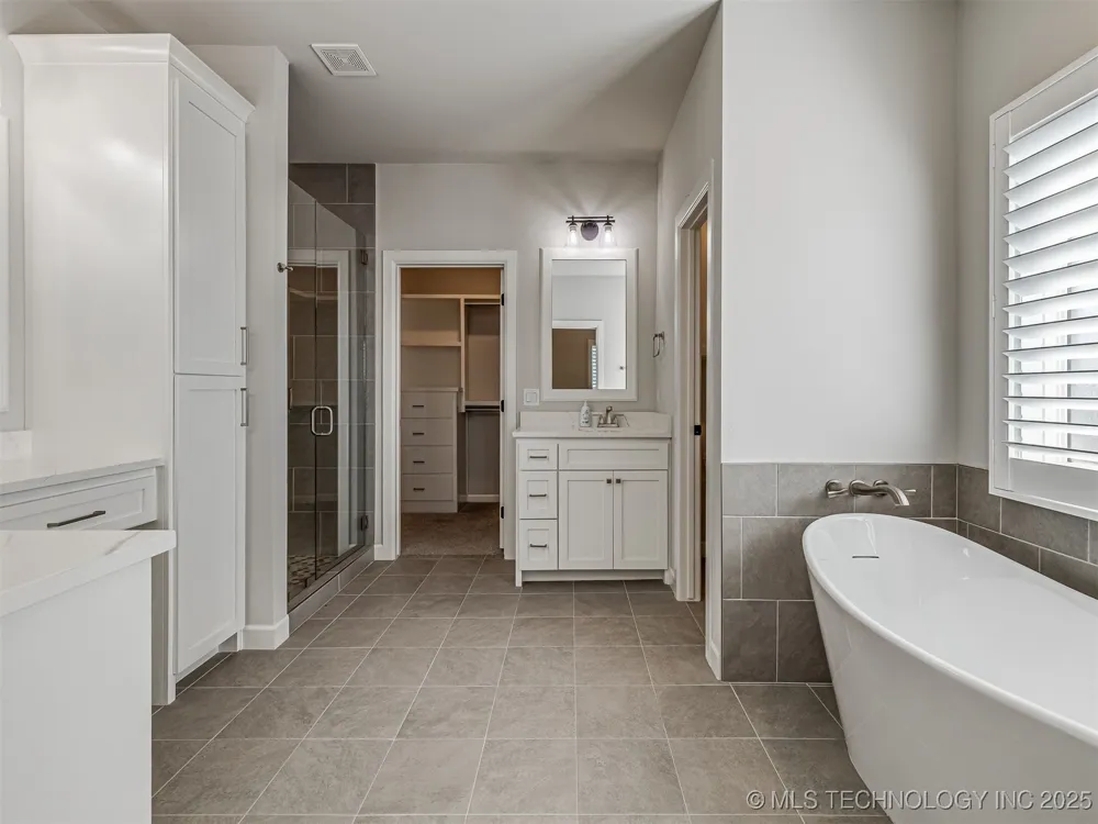 13634 S 20th Place E Bixby, OK 74008