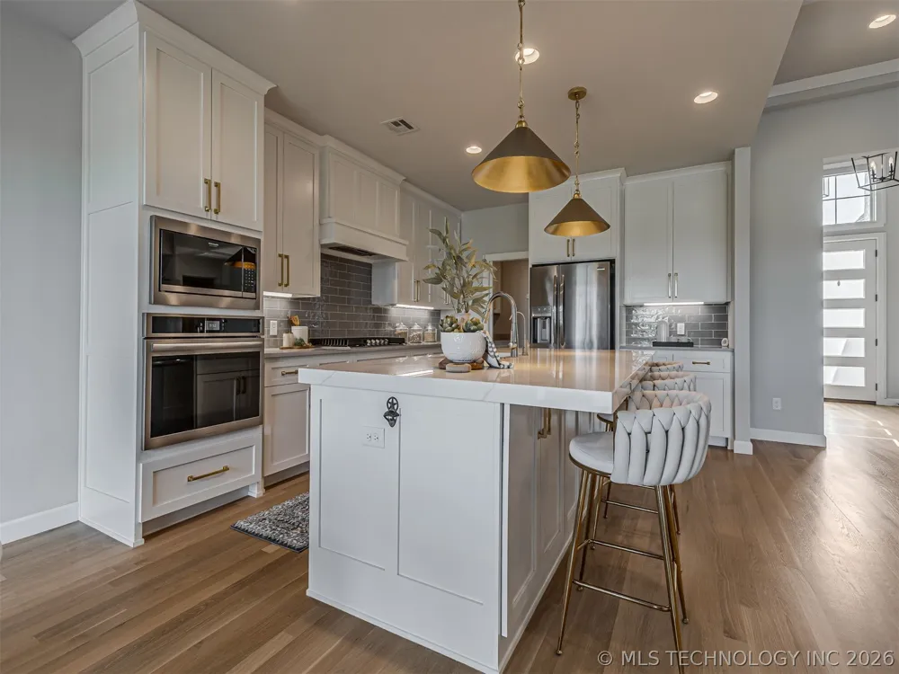 13634 S 20th Place E Bixby, OK 74008
