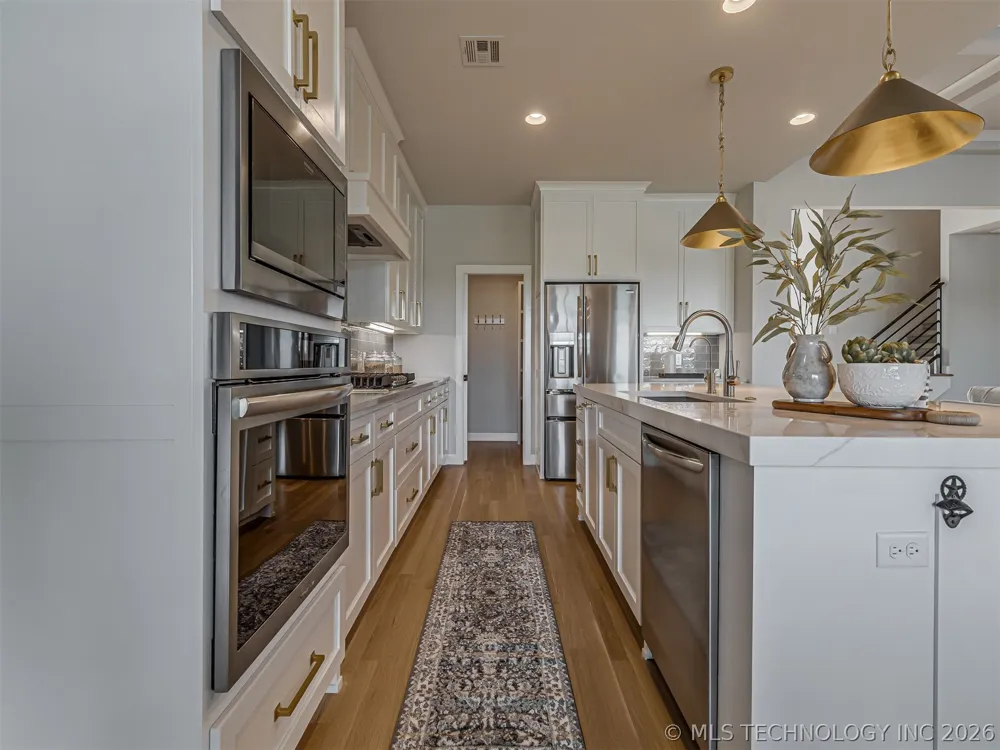 13634 S 20th Place E Bixby, OK 74008