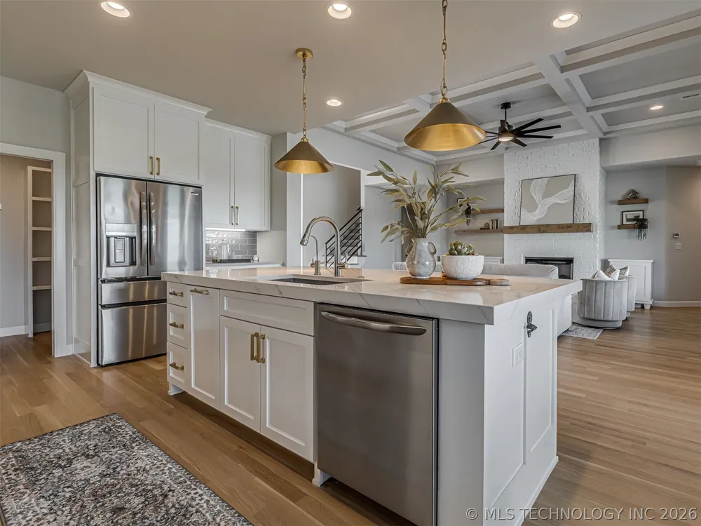 13634 S 20th Place E Bixby, OK 74008