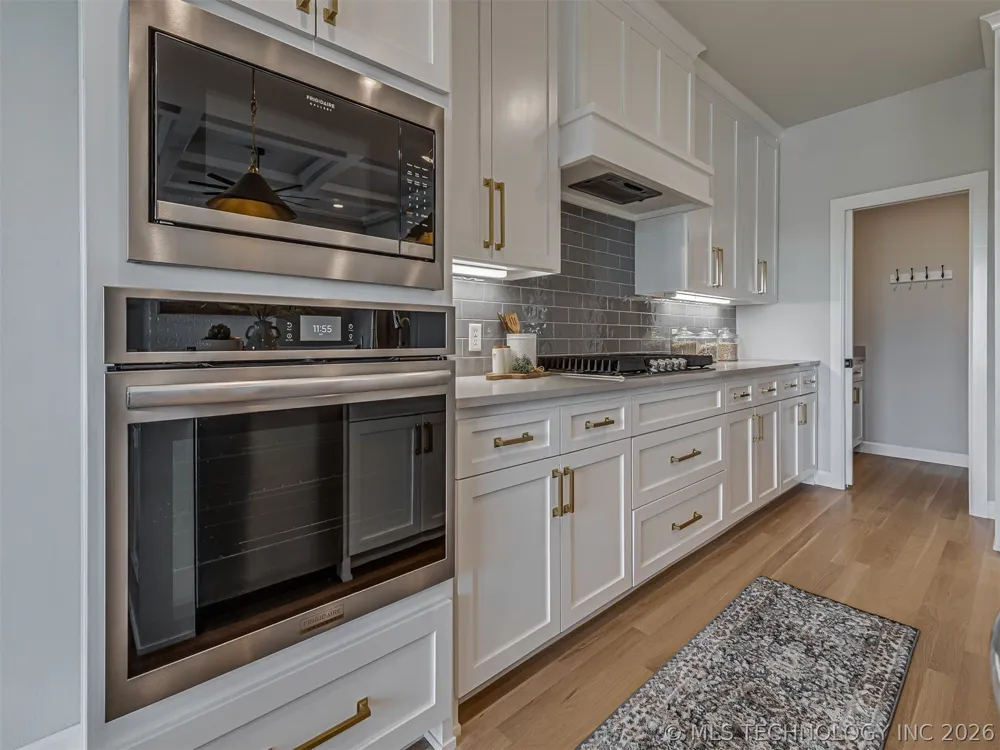 13634 S 20th Place E Bixby, OK 74008