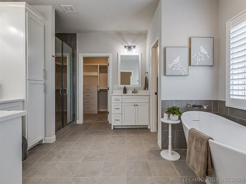 13634 S 20th Place E Bixby, OK 74008