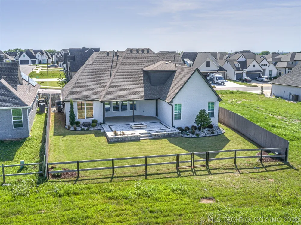 13634 S 20th Place E Bixby, OK 74008