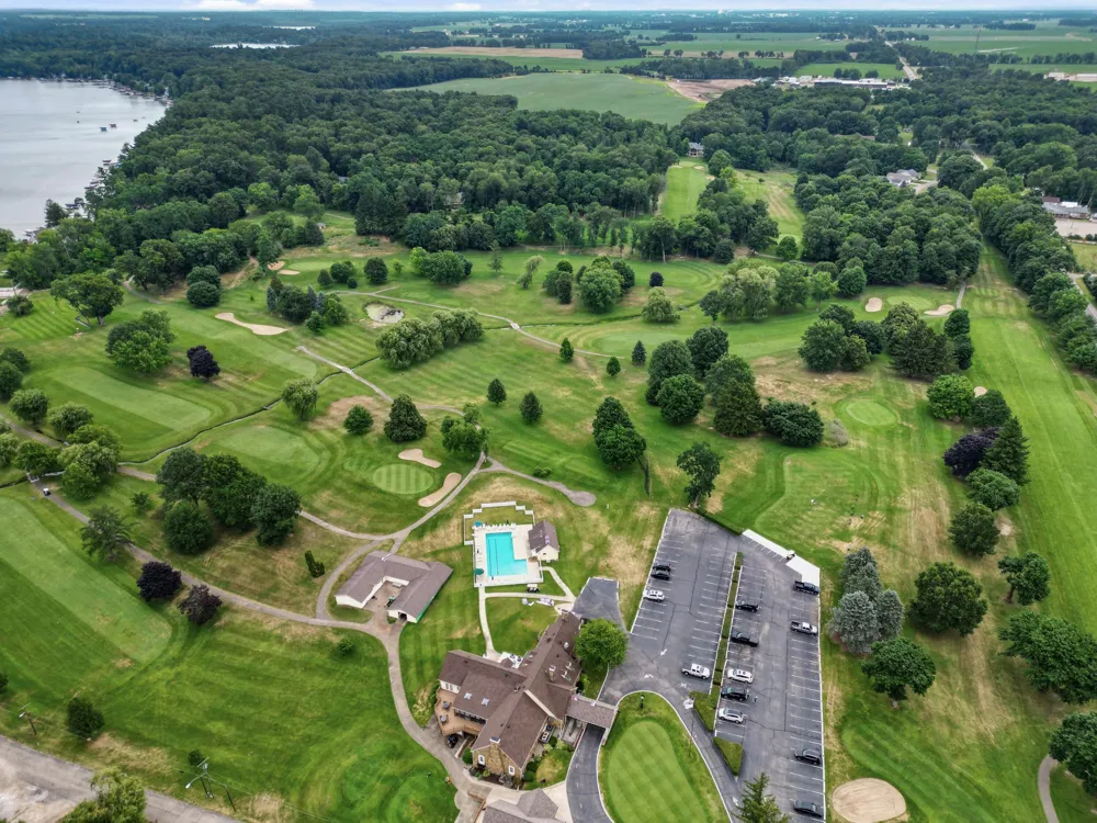 11 Creekside Drive Sturgis, MI 49091