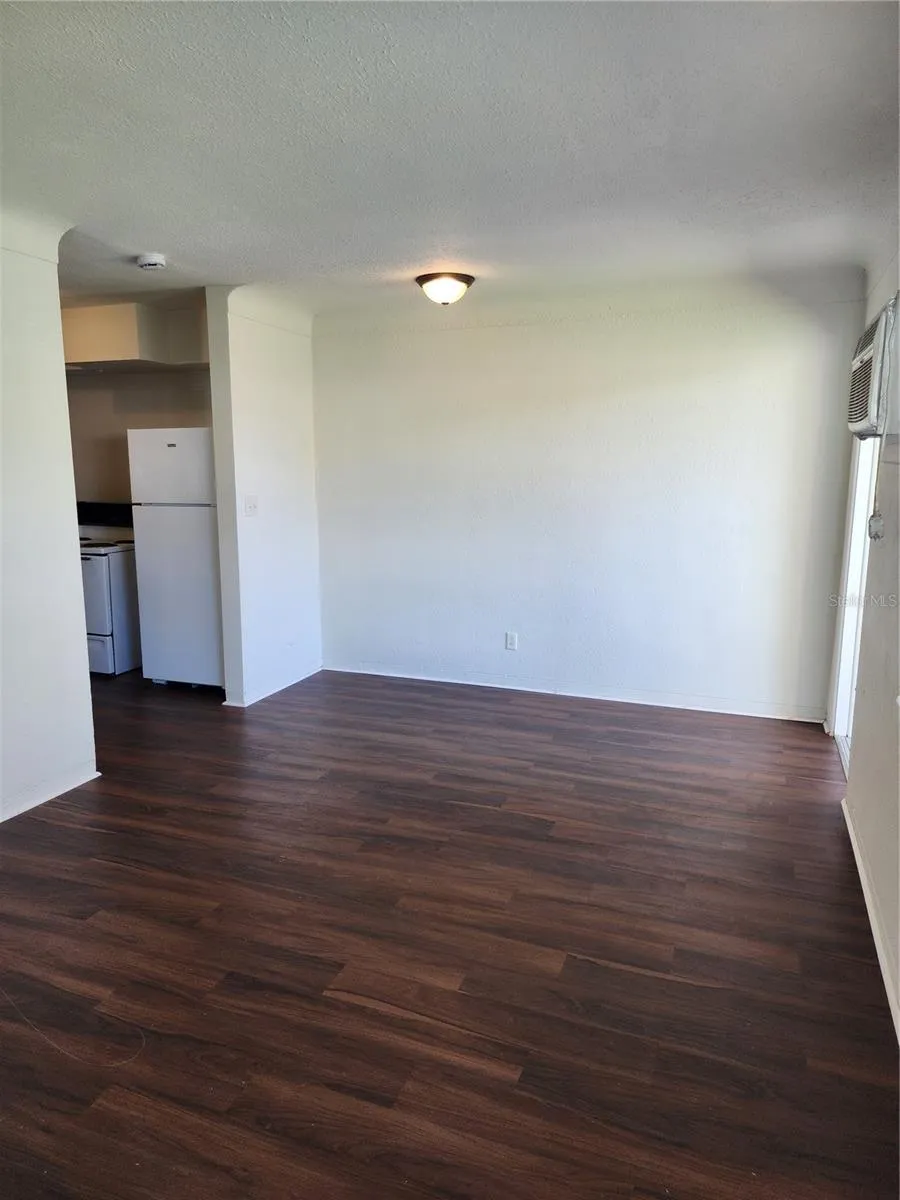 2227 HIGHLAND STREET #2 St Petersburg, FL 33705