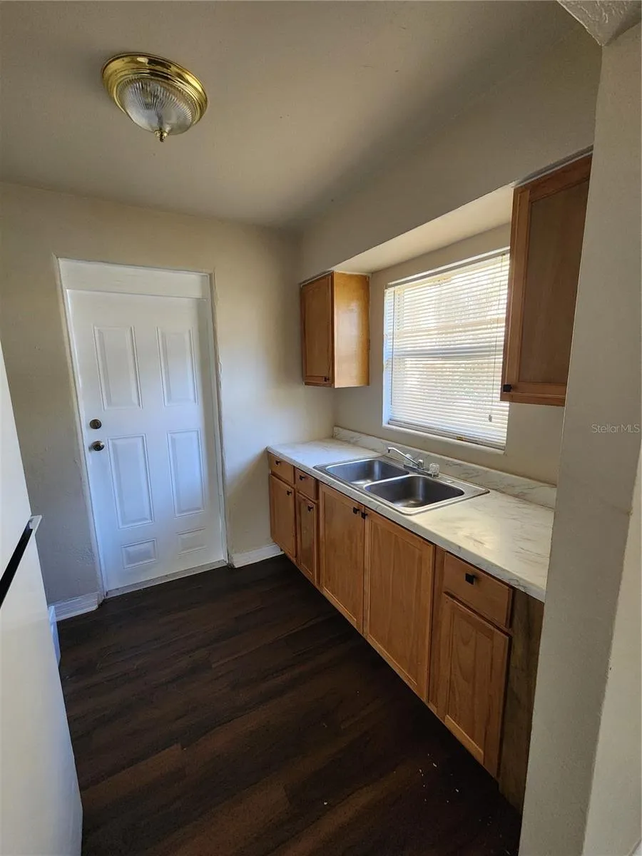 2219 HIGHLAND STREET #1 St Petersburg, FL 33705