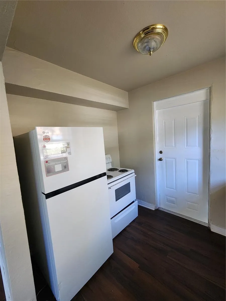 2219 HIGHLAND STREET #1 St Petersburg, FL 33705